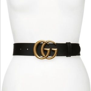 Gucci belt- like new, bag included